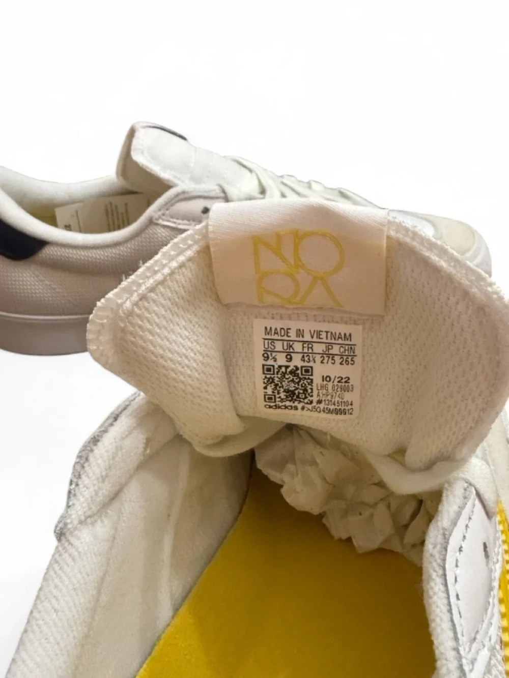 adidas NORA Low-Top Skate Shoes Size US Men’s 9.5/ Women’s 10.5 (NEW)
